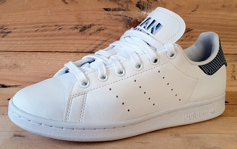 Originals stan smith leather trainers in white and navy best sale