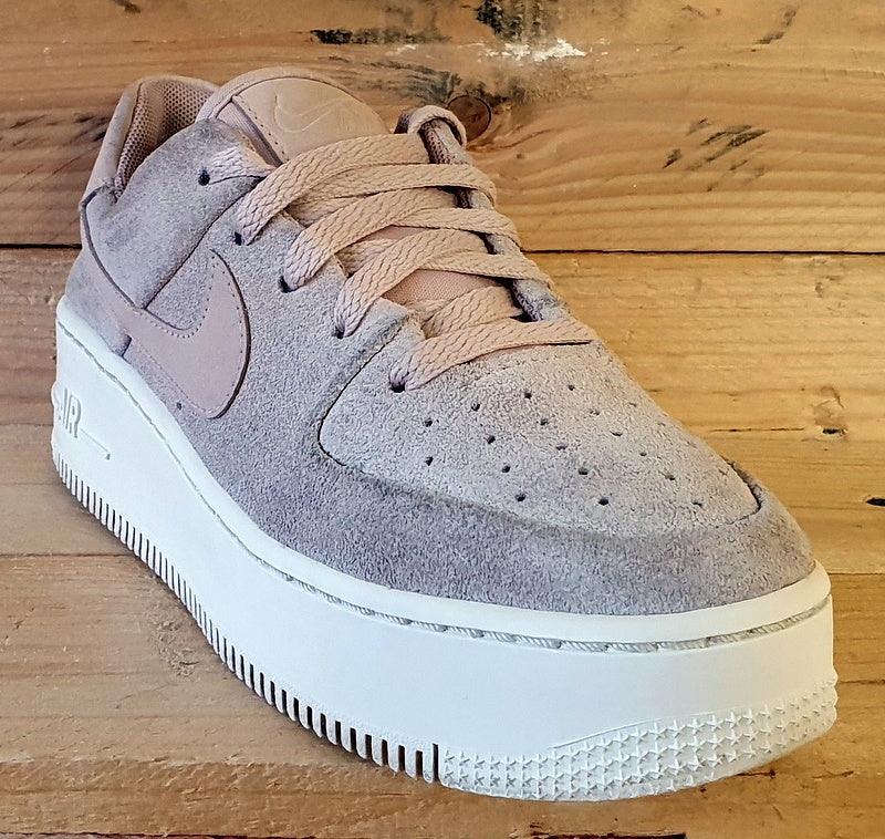 Nike Air Force 1 Sage Low Suede Trainers UK3/US5.5/EU36 AR5339-201 Beige/White