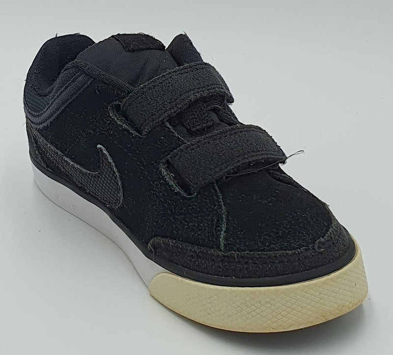 Nike Classic Capri 3 Low Suede Kids Trainers 579949-016 Black UK8.5/US9C/EU26