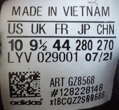 Adidas Seeley XT Low Canvas Trainers UK9.5/US10/EU44 GZ8568 Black/White/Gum