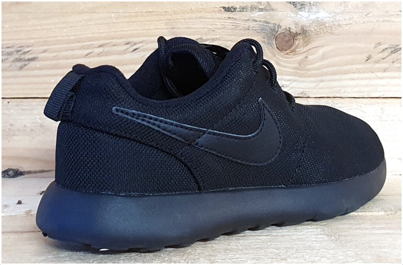 Nike Roshe One PS Low Textile Trainers 749427-031 Triple Black UK2/US2.5Y/EU34