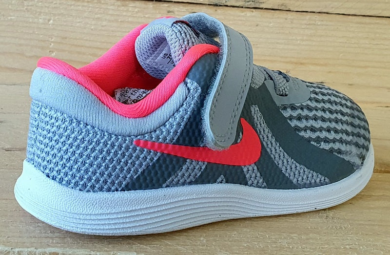 Nike Revolution 4 Kids Trainers UK6.5/US7C/EU23.5 943308-003 Grey/Pink