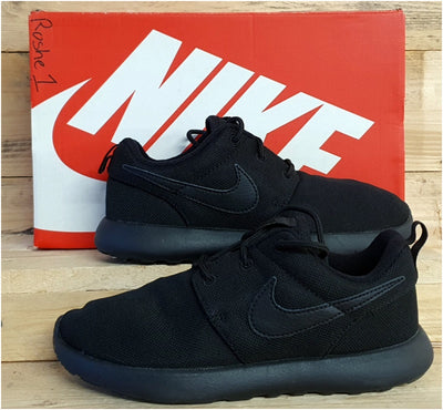 Nike Roshe One PS Low Textile Trainers 749427-031 Triple Black UK2/US2.5Y/EU34