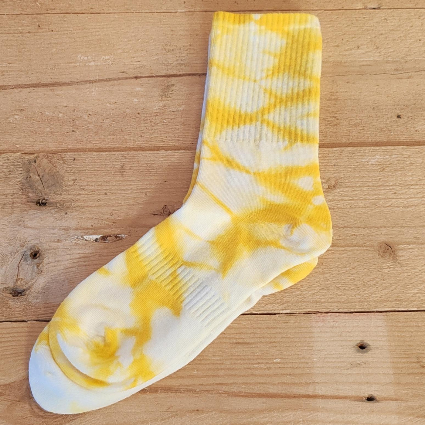 Unisex Yellow Tye Dye Breathable Gym Socks. Fits sizes UK4 - UK10 Cotton / Nylon / Spandex