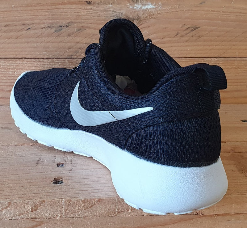 Nike Roshe One Low Textile Trainers UK4/US6.5/EU37.5 511882-094 Black/White