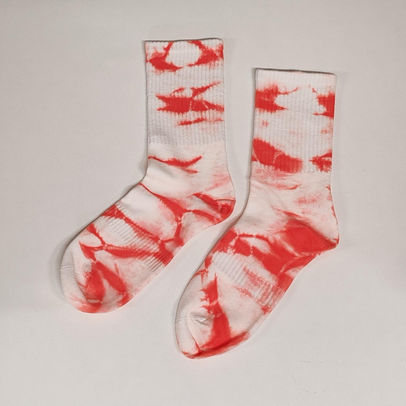 Unisex Red Tye Dye Breathable Gym Socks. Fits sizes UK4 - UK10 Cotton / Nylon / Spandex