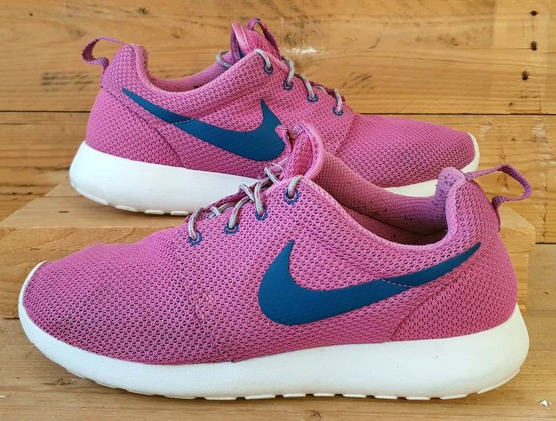 Pink roshe runs online