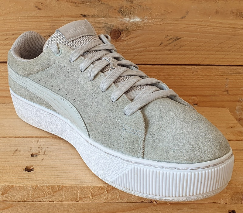 Puma Vikky Platform Low Suede Trainers UK7/US9.5/EU40.5 363287-03 Grey/White