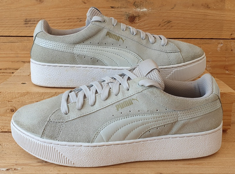 Puma Vikky Platform Low Suede Trainers UK7/US9.5/EU40.5 363287-03 Grey/White