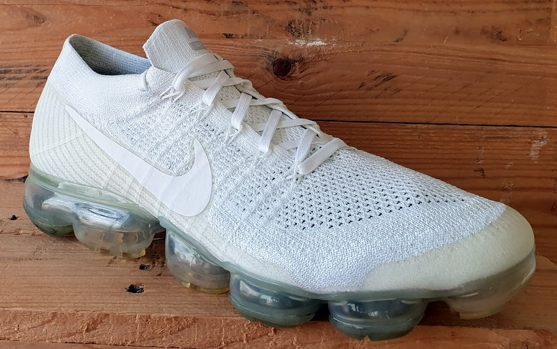 Nike Air Vapormax Low Flyknit Trainers UK10/US11/EU45 849558-100 Triple White