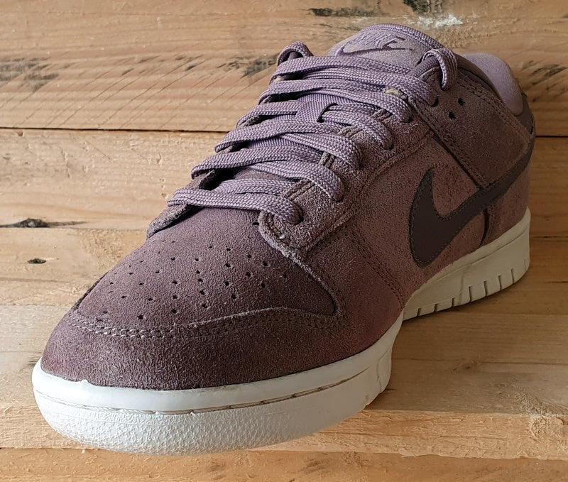 Nike Dunk Low Premium Low Suede Trainers UK7/US8/E41 921307-200 Taupe Grey/White